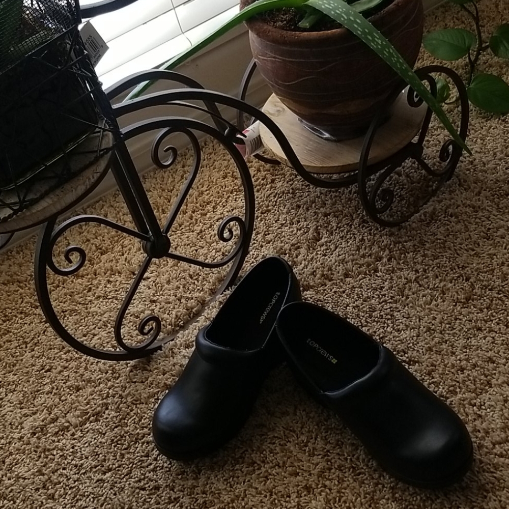 Top crews Nursing Clogs